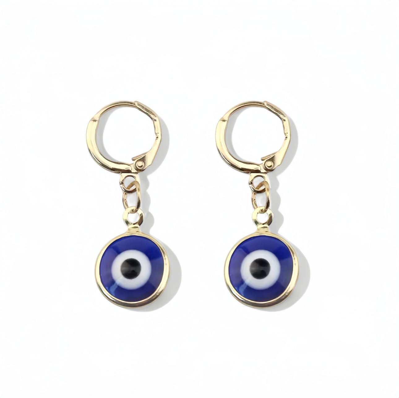 Nazar Golden Boze Oog oorbellen van koper, 1,6 cm in goudkleur, met een sprankelend en tijdloos ontwerp. Perfect voor een elegante touch bij elke outfit.