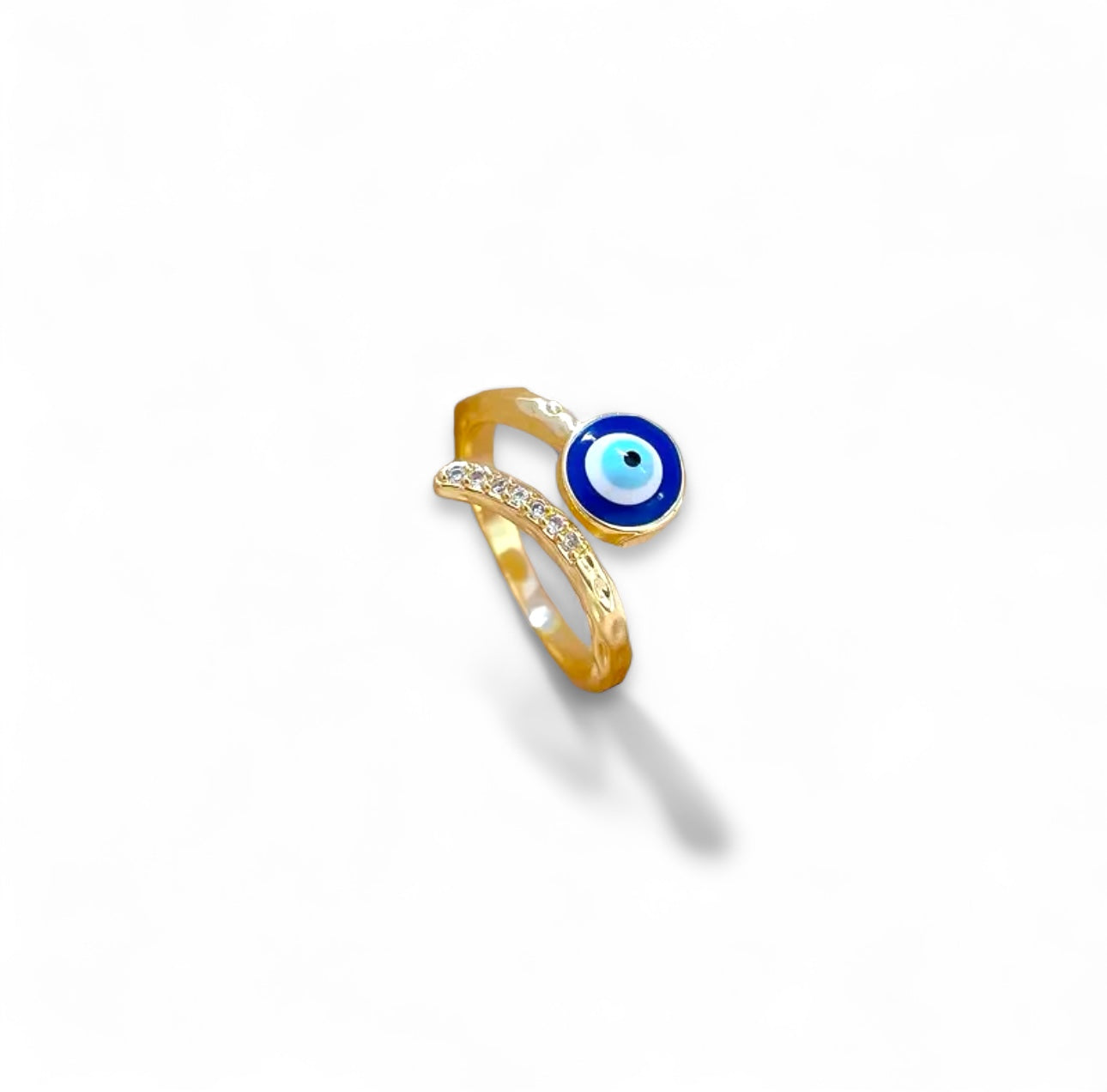 Gouden Dima boze oog ring van hoogwaardig roestvrij staal, verguld en roest- en vervagingsbestendig. Biedt bescherming tegen negatieve energie en voegt stijl toe aan elke outfit. Perfect als cadeau.