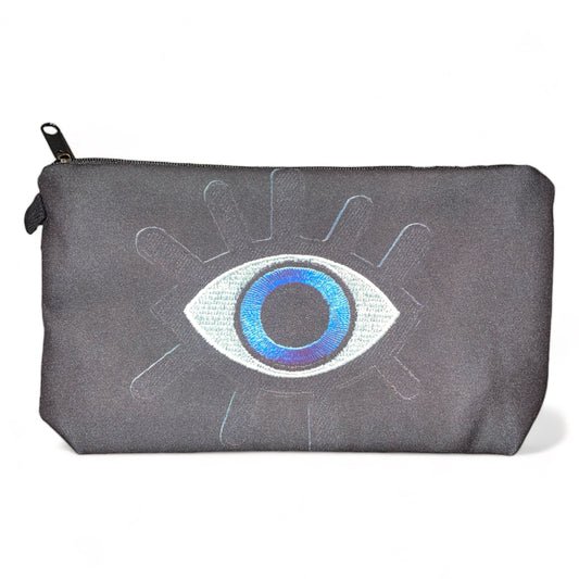 Veelzijdige Nazar Noir make-uptas/organizer met handige rits sluiting en ruime opbergruimte. Perfect voor make-up, toiletartikelen en accessoires, voegt charme en bescherming toe aan je dagelijkse routine.