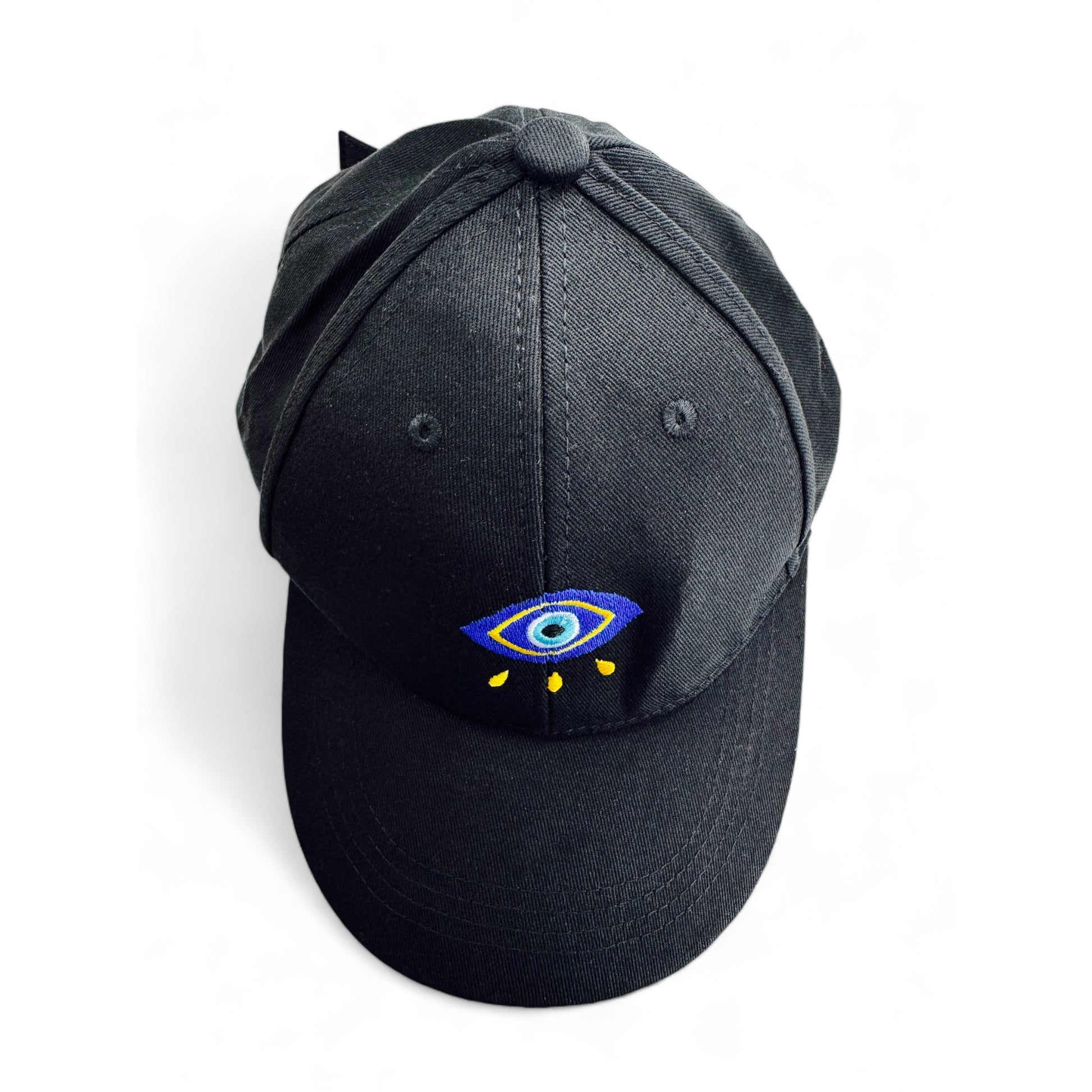 Boze Oog pet in zwart, unisex en gemaakt van 100% polyester voor comfort en duurzaamheid, een stijlvolle toevoeging aan je dagelijkse look.