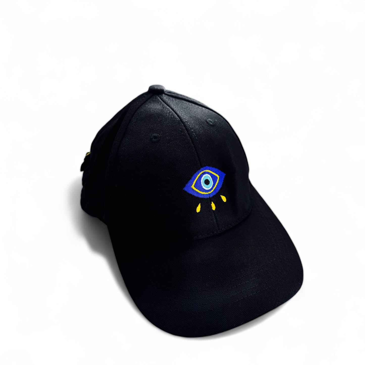 Boze Oog pet in zwart, unisex en gemaakt van 100% polyester voor comfort en duurzaamheid, een stijlvolle toevoeging aan je dagelijkse look.